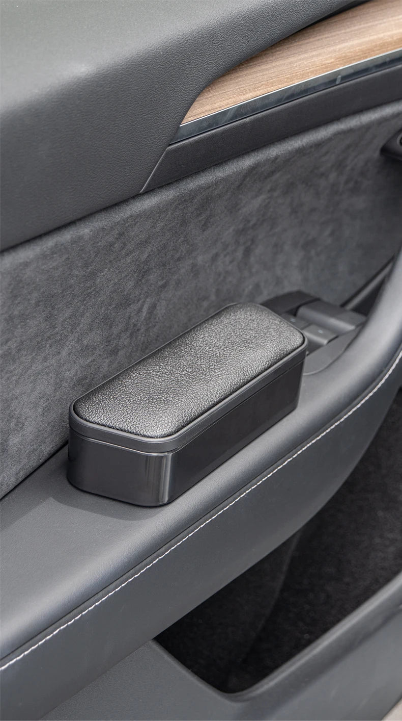 CarHub's  armrest door storage box